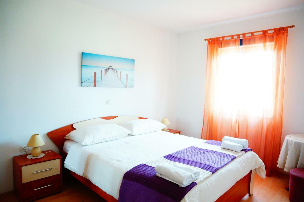 Holiday Home Bura Ρόβινι Εξωτερικό φωτογραφία