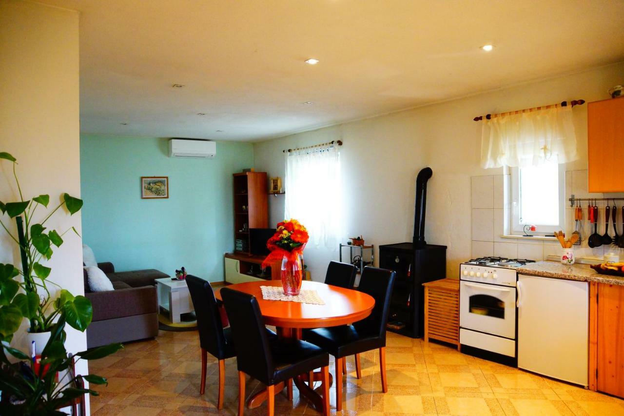 Holiday Home Bura Ρόβινι Εξωτερικό φωτογραφία