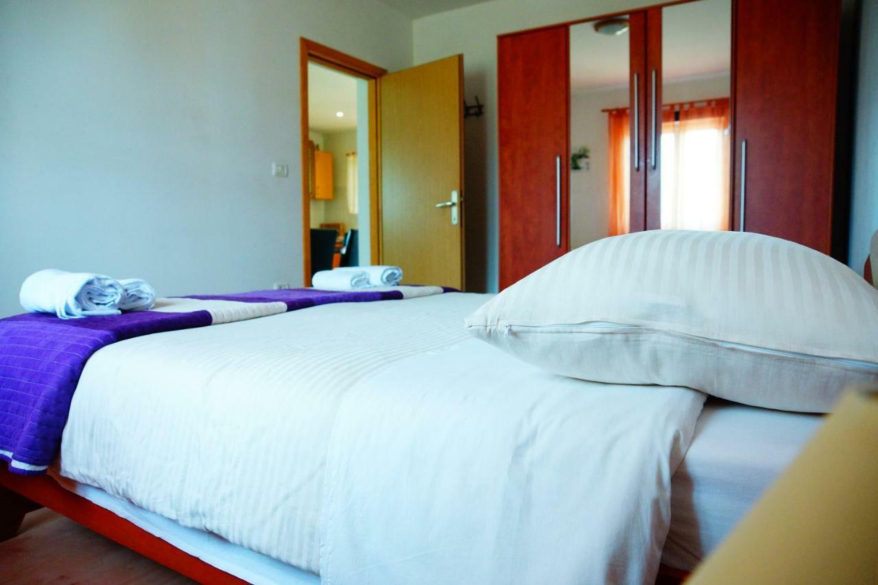 Holiday Home Bura Ρόβινι Εξωτερικό φωτογραφία
