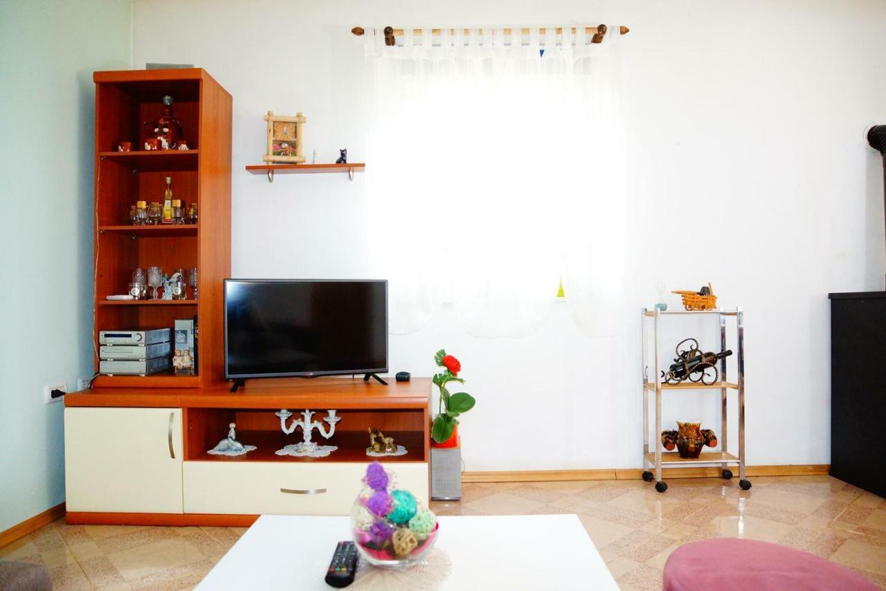Holiday Home Bura Ρόβινι Εξωτερικό φωτογραφία