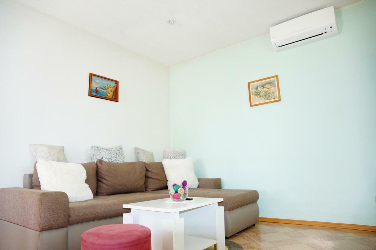 Holiday Home Bura Ρόβινι Εξωτερικό φωτογραφία